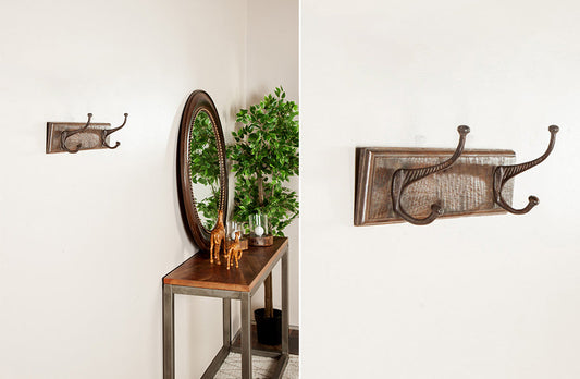 Rynx | Worn wooden coat hooks
