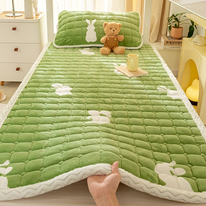 Rynx | Soft & Cozy Milk Velvet Mattress Protector - Warm Plush Autumn/Winter Bedding, King Size Bed Comforter Set for Bedrooms, Apartments, and Dorms