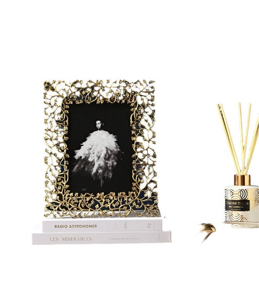 Rynx | LeafLuxe Elegant botanical inspired picture frames