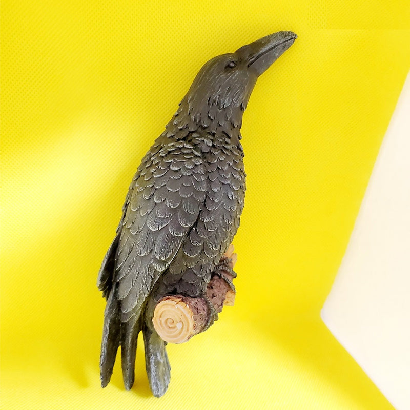 Rynx | Noctura Realistic Decorative Raven – Mood-Enhancing Decoration for Home & Garden