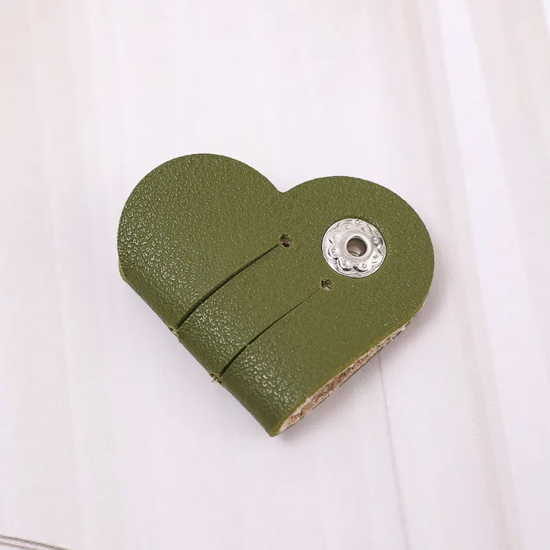 Rynx | Heart Cable Organizer