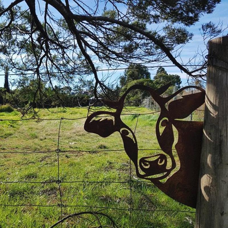 Rynx | Outdoor Garden Farm Spy Goat Metal Artwork Indoor Decor