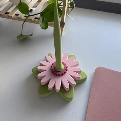 Rynx | Gerbera Yarn Spool — 3D Printed Tool for Even Winding