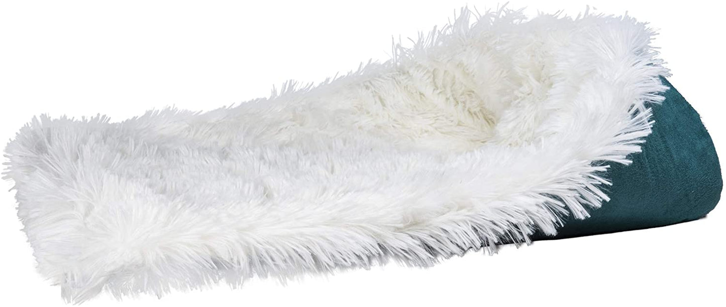 Rynx | Furhaven Pet - ThermaNAP Self-Warming Quilted Blanket Mat, Self-Warming Convertible Snuggle Bed, and Waterproof Thermal Dog Blanket for Dogs and Cats - Multiple Styles, Sizes, and Colors