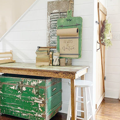 Rynx | Weathered green cutting board hanging note roll