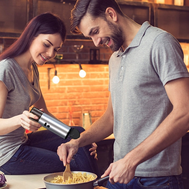 Rynx | Rechargeable electric salt and pepper mill set