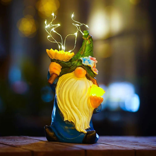 Rynx | Chuangfeng Outdoor Garden Gnome Statue: Solar Garden Decoration With LED Lights Patio Garden Lawn Decoration Valentine's Day Gifts For Women