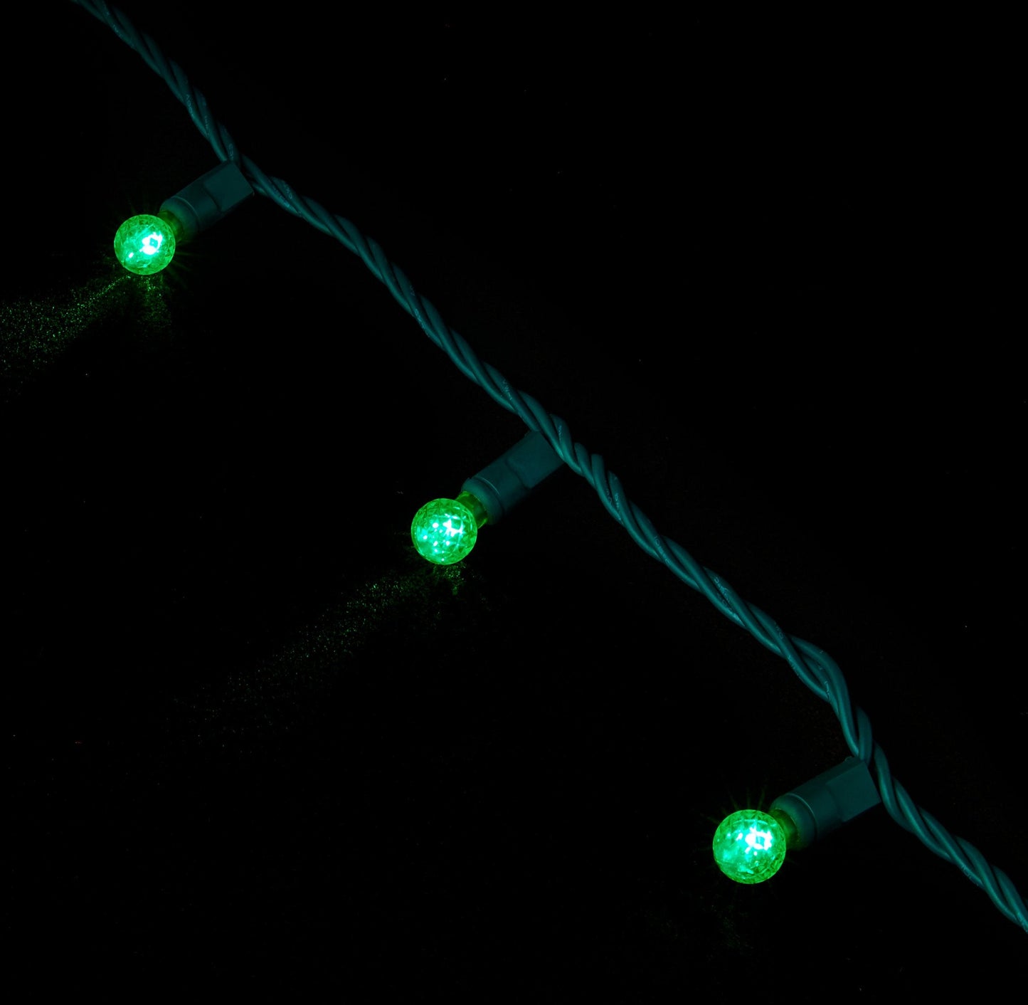 Rynx | Vickerman 100 Lights G12 Led Green Light Set On Green Wire - Perfect For Christmas Decoration