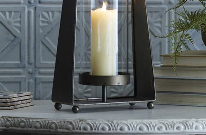 Rynx | 18 Inch Large Metal Lantern | Modern Farmhouse
