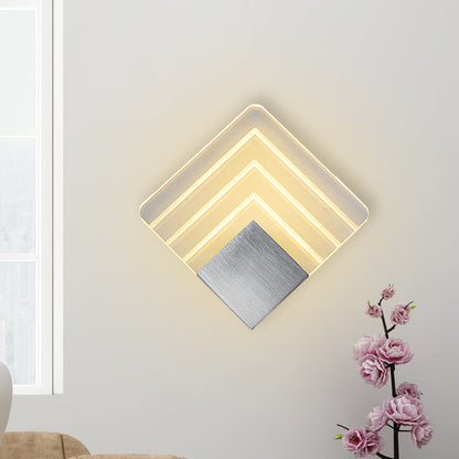Rynx | Modernism Squared Wall Light Metal 5.5"/8" B LED Corner Wall Light in Black/Silver with Acrylic Shade