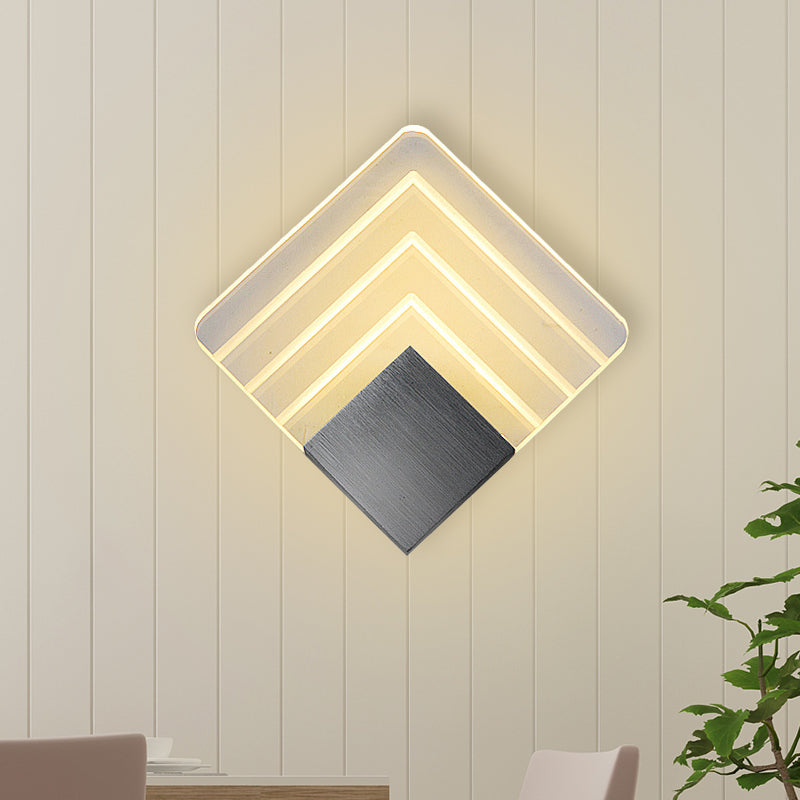 Rynx | Modernism Squared Wall Light Metal 5.5"/8" B LED Corner Wall Light in Black/Silver with Acrylic Shade