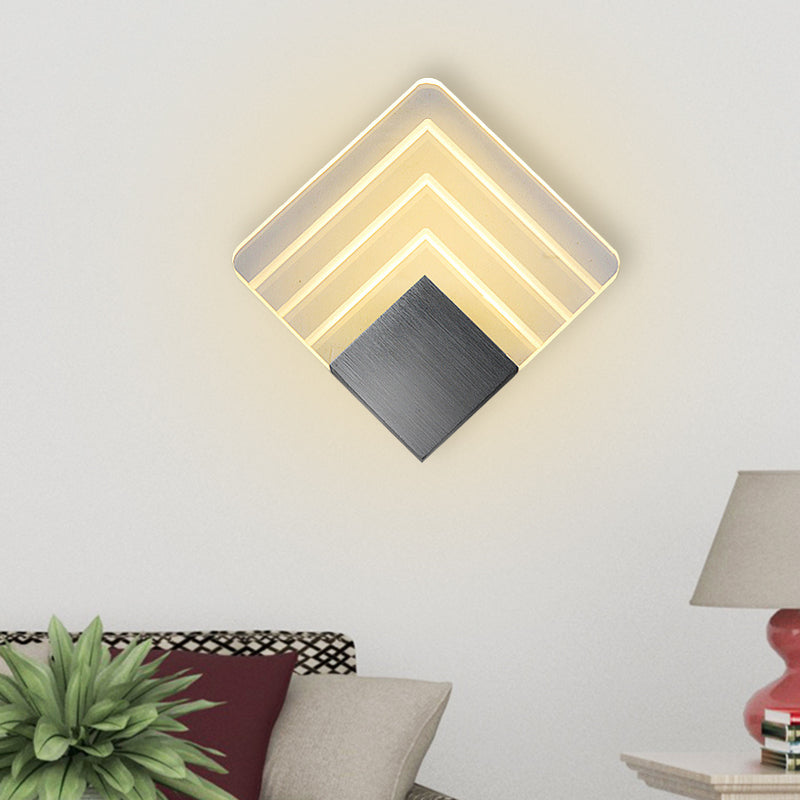 Rynx | Modernism Squared Wall Light Metal 5.5"/8" B LED Corner Wall Light in Black/Silver with Acrylic Shade