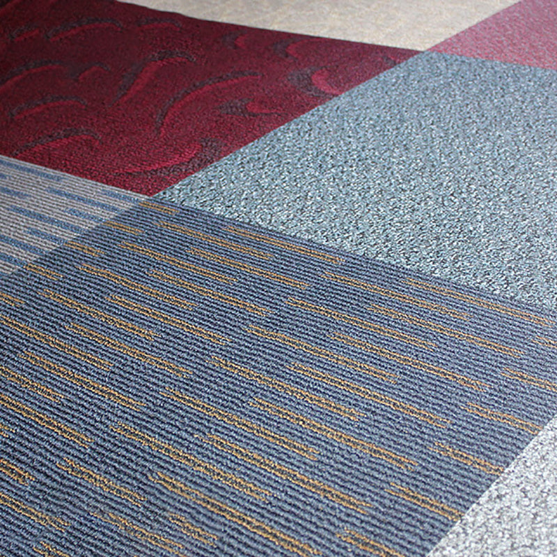 Rynx | Scratch-resistant plastic floor Waterproof peel & stick floor tiles