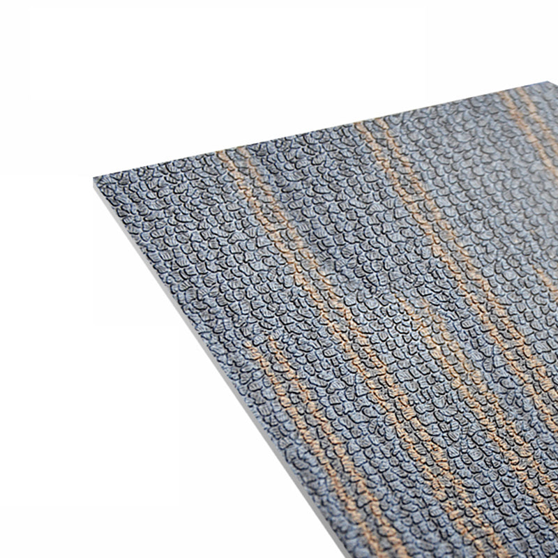 Rynx | Scratch-resistant plastic floor Waterproof peel & stick floor tiles