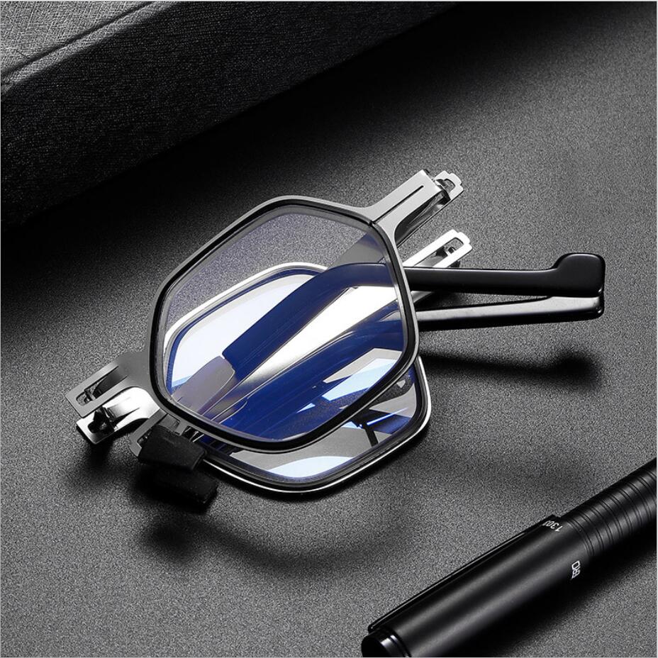 RYNX | screwless foldable reading glasses made of titanium material