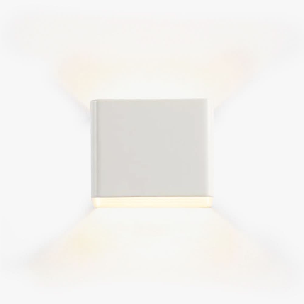 Rynx | Orr Modern Square Wall Lamp
