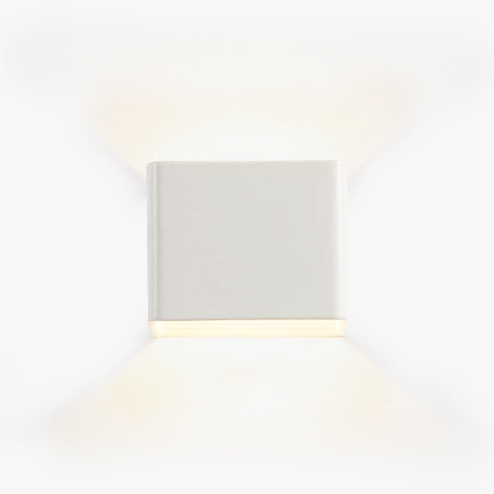 Rynx | LumiBox - Modern Square Wall Lamp