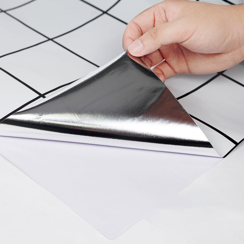 Rynx | Modern Peel and Stick Wall Tiles Made of Plastic Wallpaper for the Kitchen