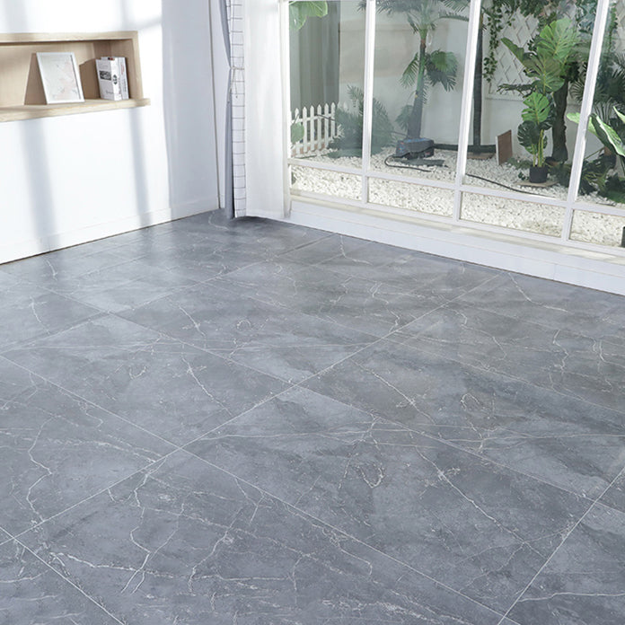 Rynx | Waterproof PVC flooring wood look self-adhesive fire-resistant PVC flooring