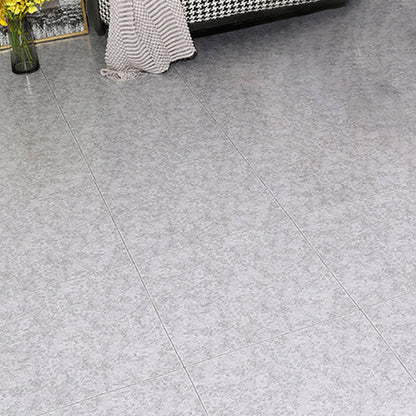 Rynx | Waterproof PVC flooring wood look self-adhesive fire-resistant PVC flooring