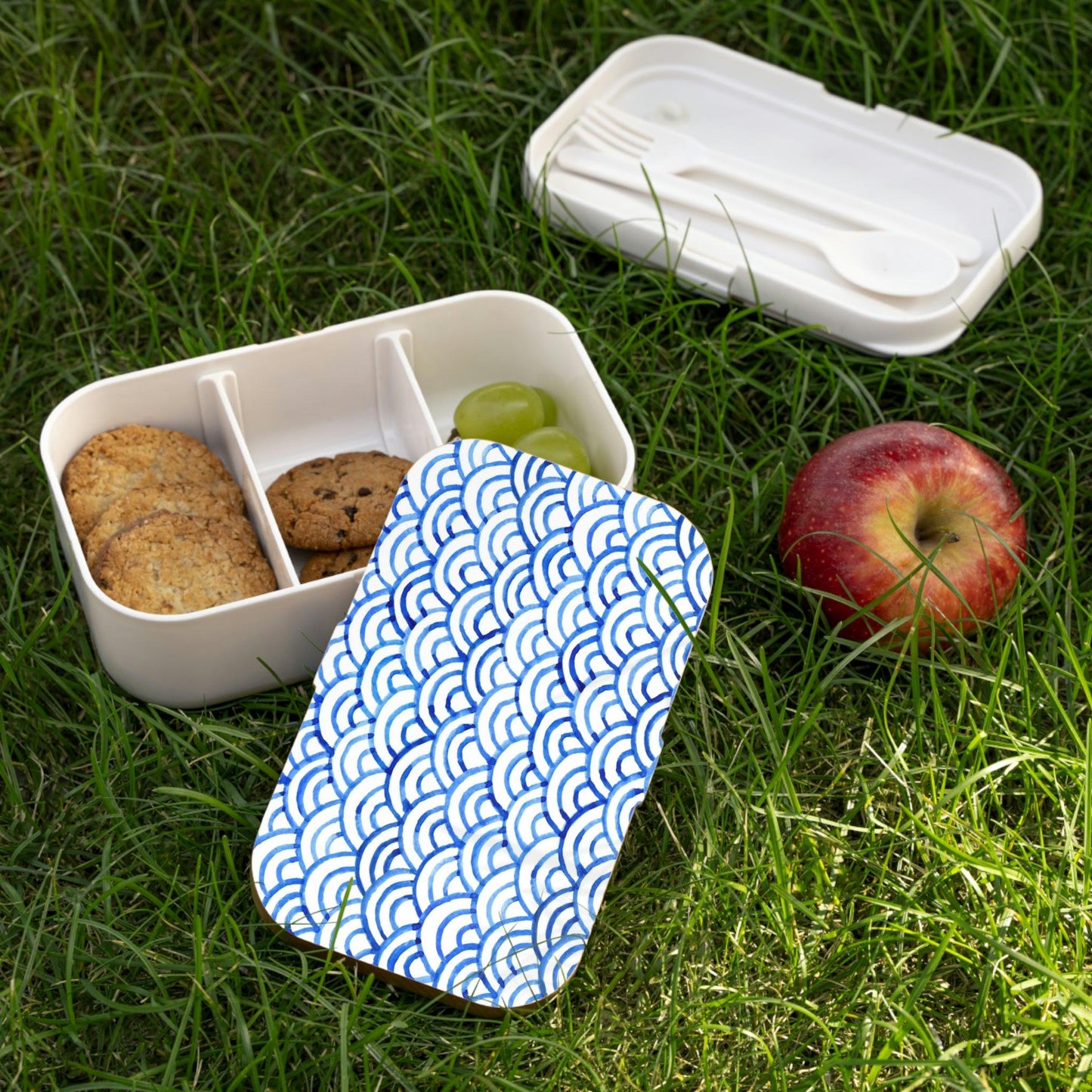 Rynx | Stylish customizable wooden lid bento box for trendy on-the-go eating