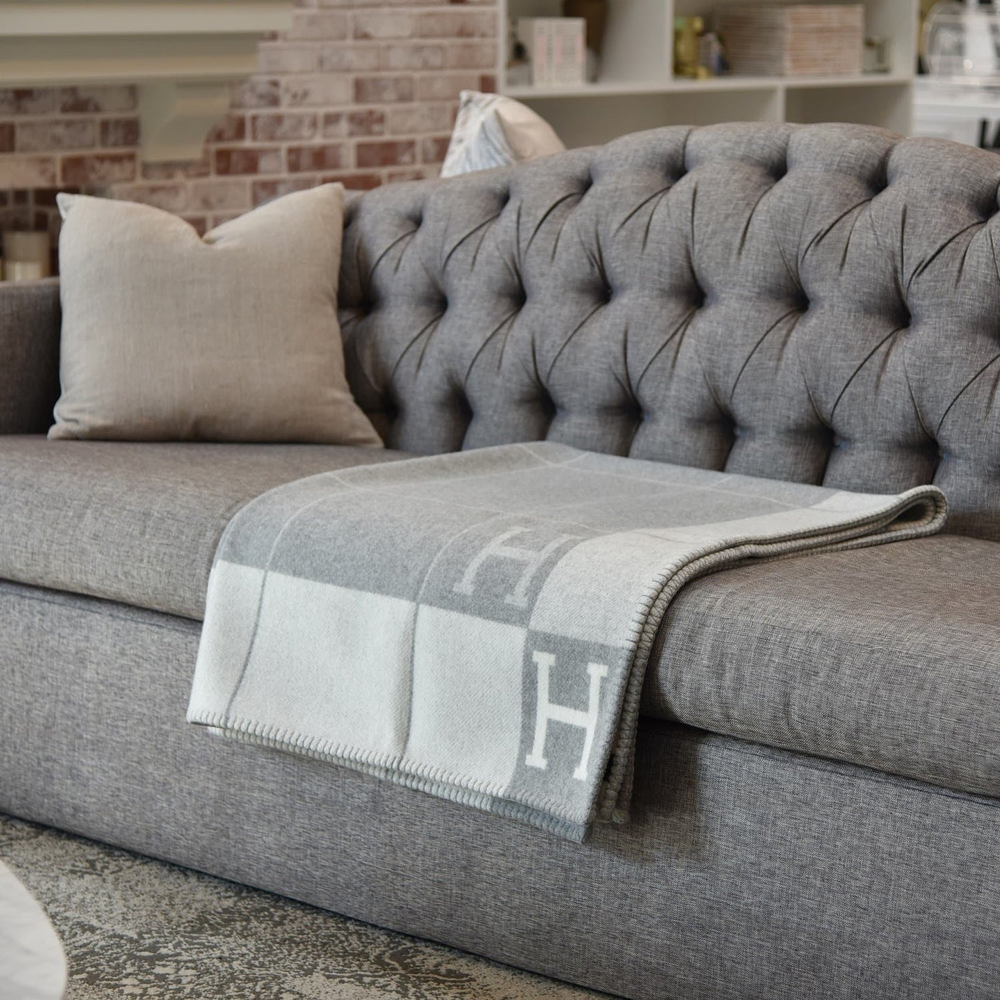 RYNX | Elegant For A Stylish Interior - Luxblanket
