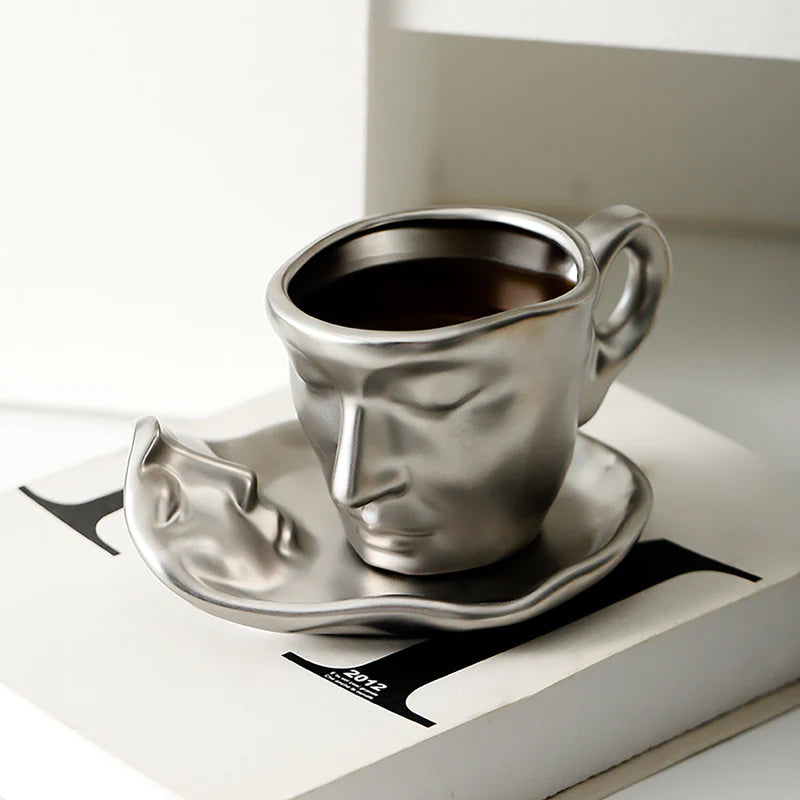 Rynx | Metal touching face, creative ceramic kiss coffee mug