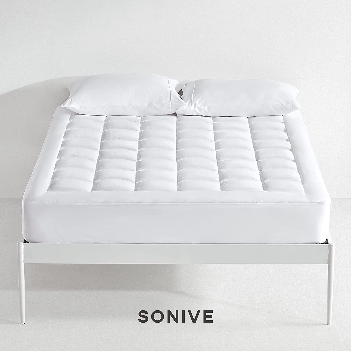 Rynx | SONIVE quilted mattress protector soft fluffy pillow top mattress cover down alternative fill topper stretches up to 21 inches deep pocket (White, Twin XL)