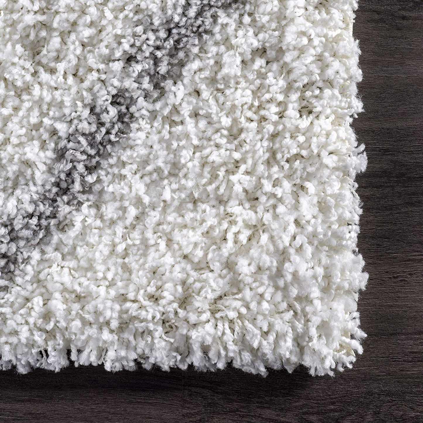 Rynx | nuLOOM Tess Cozy Soft & Plush Modern Accent Rug, 2' x 3', White