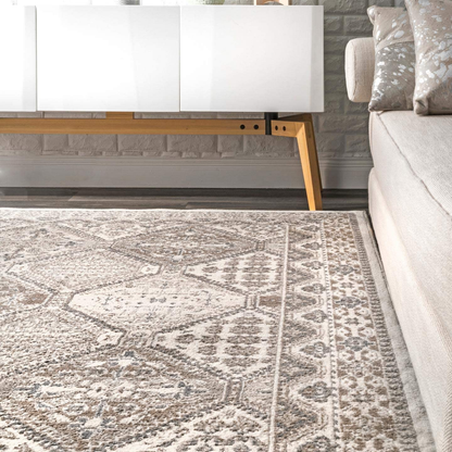 Rynx | Nuloom Becca Vintage Plush Carpet, 3' X 5', Beige