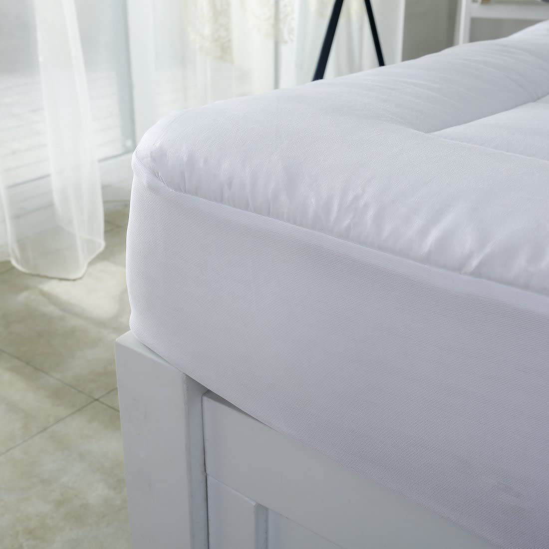 Rynx | oaskys Cal King Madras Pad Cover Cooling Mattress Topper Pillow Top with Down Alternative Fill (8-21” Fitted Deep Pocket California King Size)