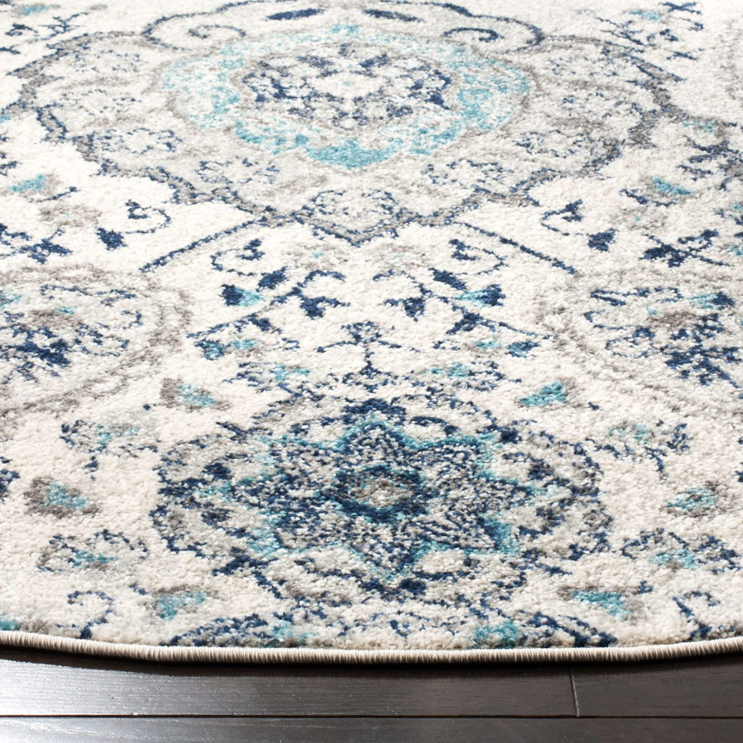 Rynx | Safavieh Madison Collection Mad600c Boho Chic Glam Paisley Non-Shedding Stain Resistant Living Room Bedroom Area rug 3' X 3' Round Cream/ Light Gray