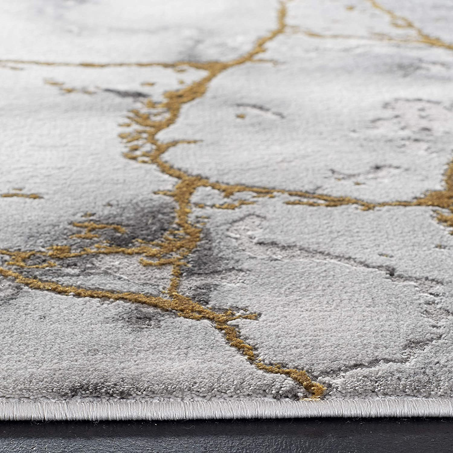 Rynx | Safavieh Craft Collection CFT877F Modern Abstract Non-Shedding Living Room Bedroom Accent Area Rug, 4' x 6', Gray / Gold