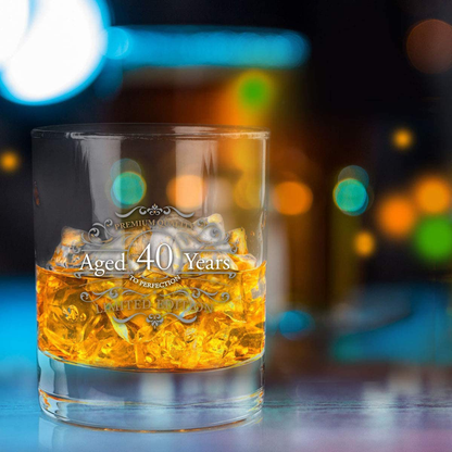 Rynx | 1981 Vintage Edition Birthday Whiskey Scotch Glass (40th Anniversary) 11 oz- Vintage Congratulations on your birthday Old Fashioned Whiskey Glasses for 40-year-old- Classic Lowball Rocks Glass- Birthday, Reunion Gift
