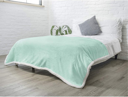 Rynx | Twin Plush Sherpa Blanket