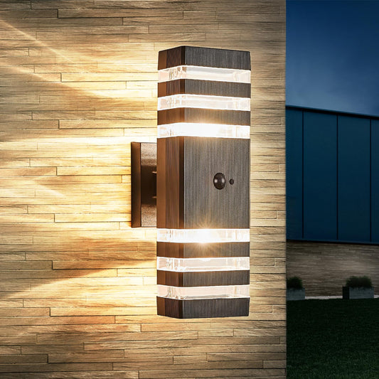 Rynx | Delicavy Motion Sensor Outdoor Wall Lamp, Dusk To Dawn Sconce With 2 Dimmable Bulbs