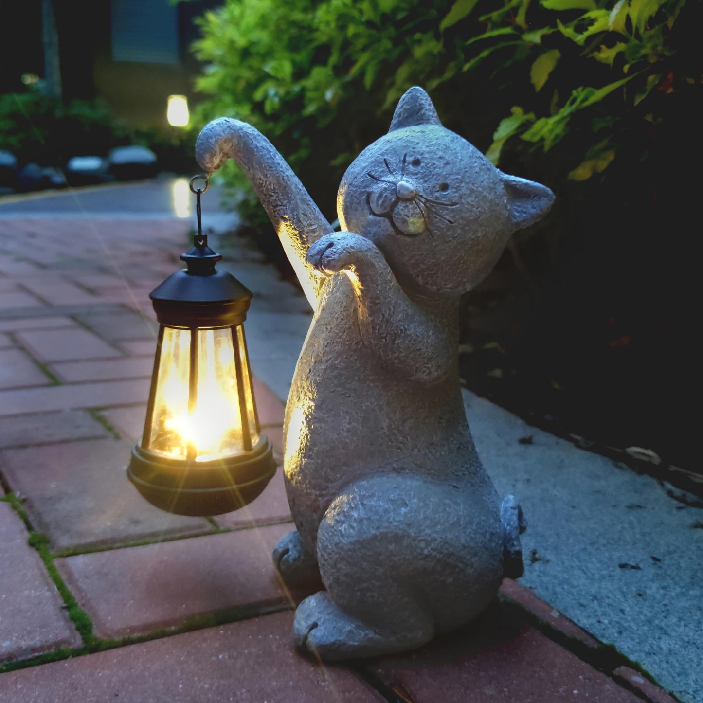 Rynx | Qobumy Cat Sun Garden Statue, Resin Cat Figure Decoration With Solar Lantern, Outdoor Grass Garden Statue Decor Art