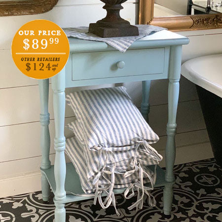 Rynx | Eggshell blue wooden dining table