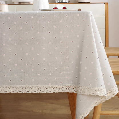 Rynx | Polyester bedding with lace edge