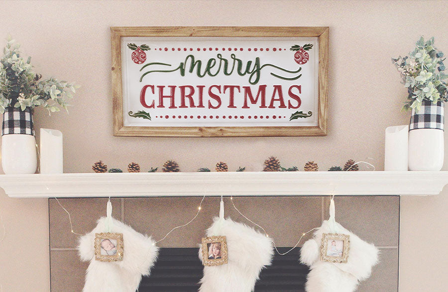 Rynx | Nostalgic Merry Christmas Sign with Wooden Frame