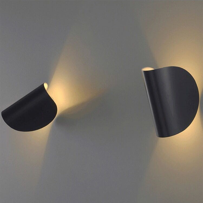Rynx | Eveline Modern Geometric LED Wall Lamp - 4 Colors Indoor/Outdoor Metal