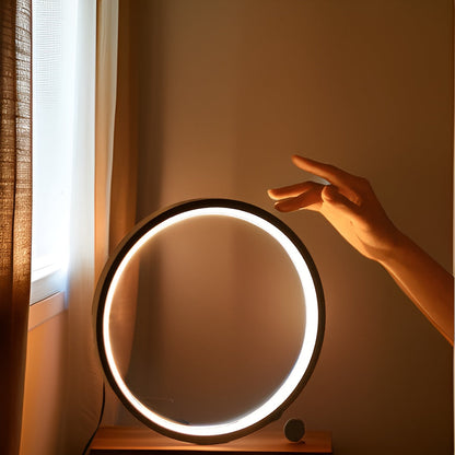 Rynx | Minimalist dimmable table lamp - EclipseAura lamp