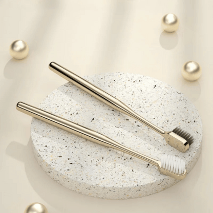 RYNX | Toothbrush - Luxury stainless steel toothbrush
