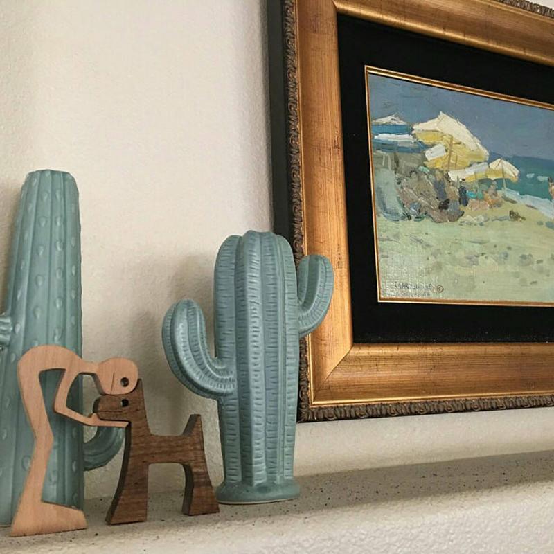 Rynx | Animal Lover Wooden Sculpture Table Decoration