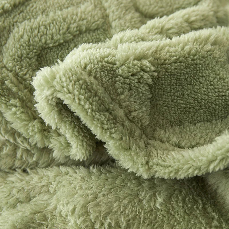 RYNX | Luxury Lambswool Blanket for Bedroom