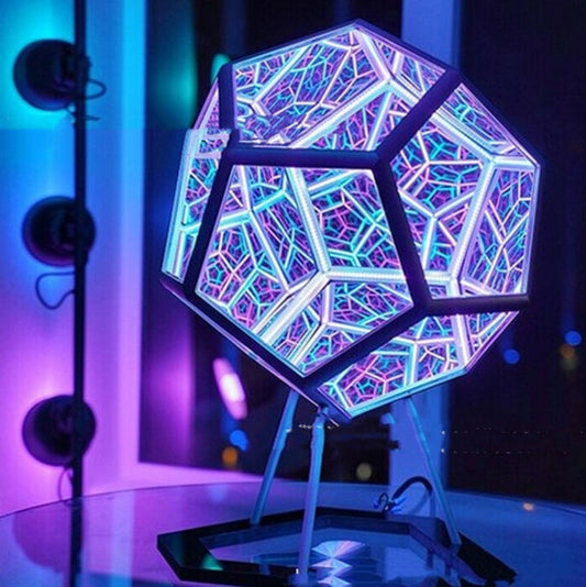 Rynx | Lampiq Dodecahedron Prism Lamp
