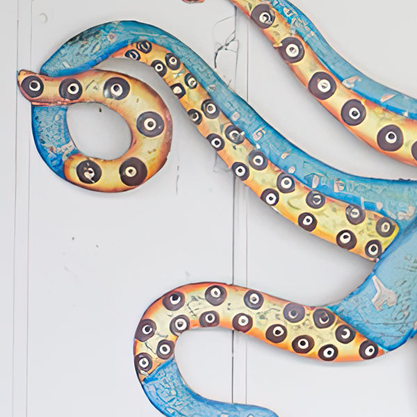 Rynx | Recycled hammered metal octopus wall decoration