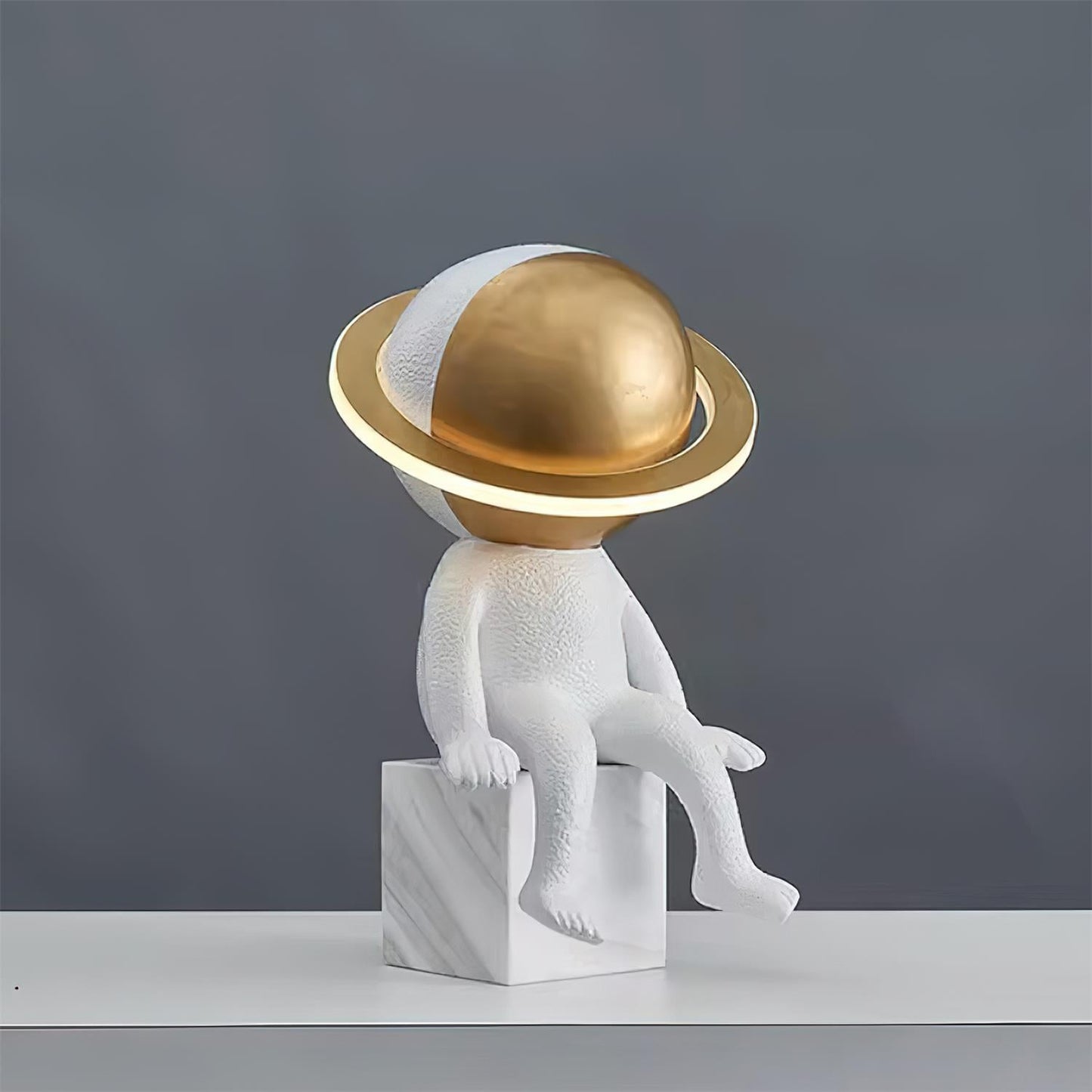Rynx | Astronaut Table Lamp