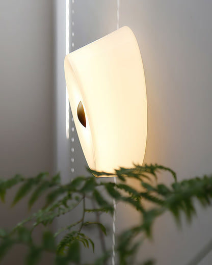 Rynx | Ben Glass Wall Lamp