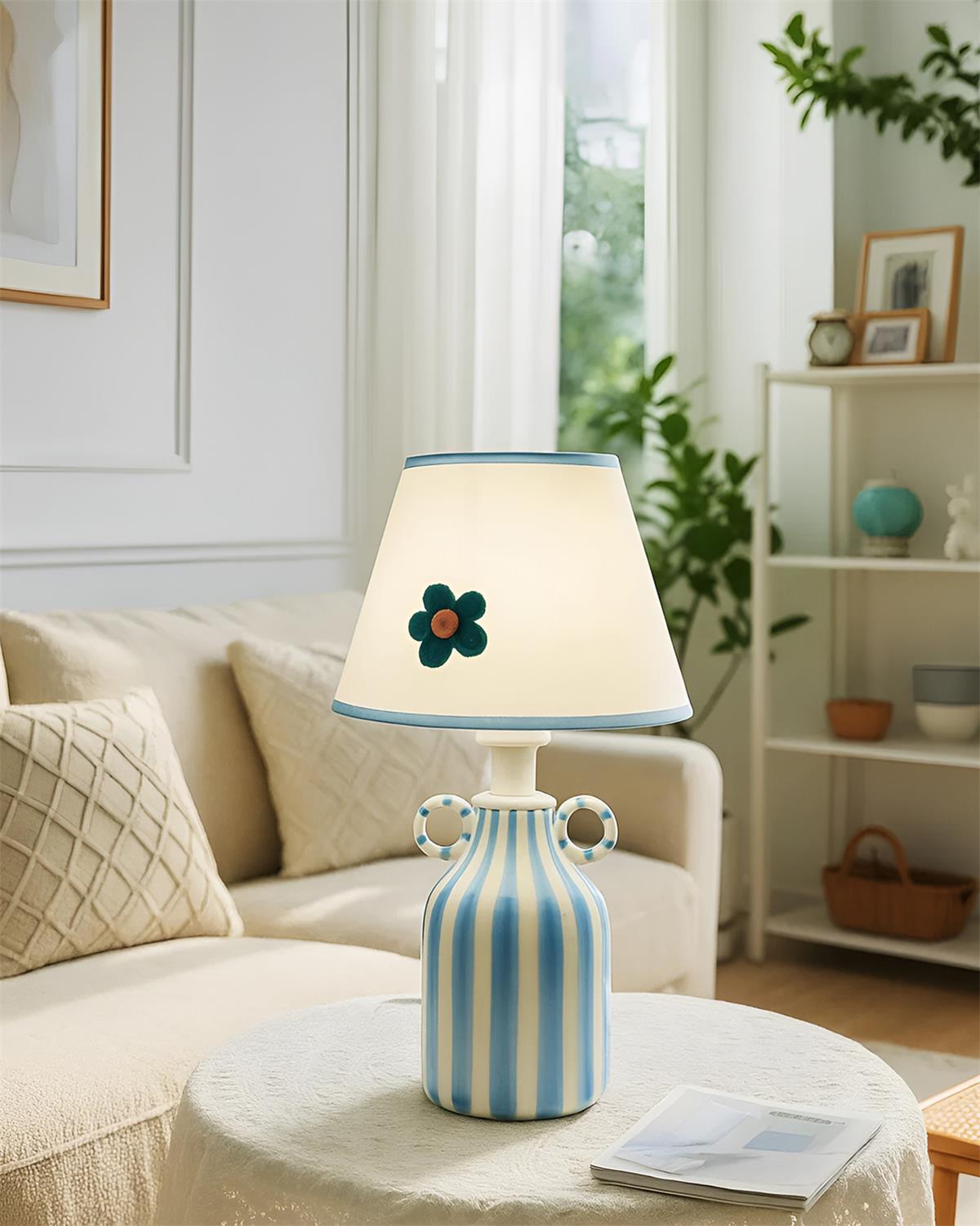 Rynx | Blumelo Table Lamp